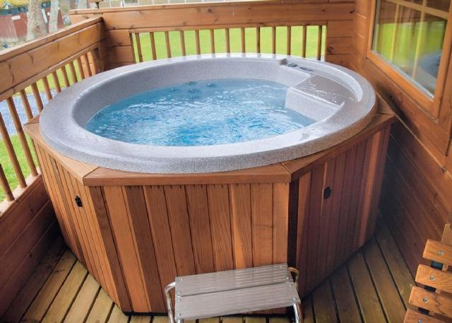 Luxury 3 Bedroom, 3 Bathroom Lodge With Hot Tub Llanbedr (Gwynedd) Exterior foto