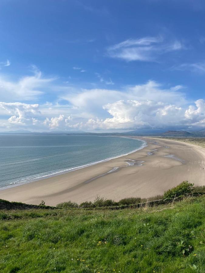 Luxury 3 Bedroom, 3 Bathroom Lodge With Hot Tub Llanbedr (Gwynedd) Exterior foto